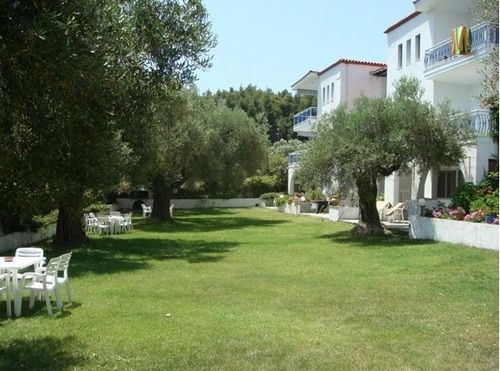 Отель Faros Apartments