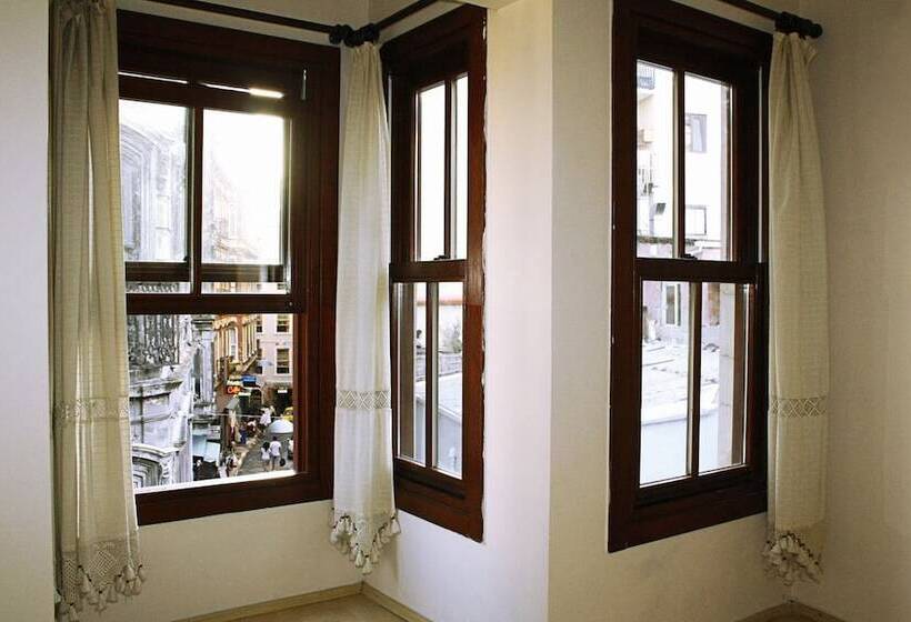 ホテル Galata Life Istanbul