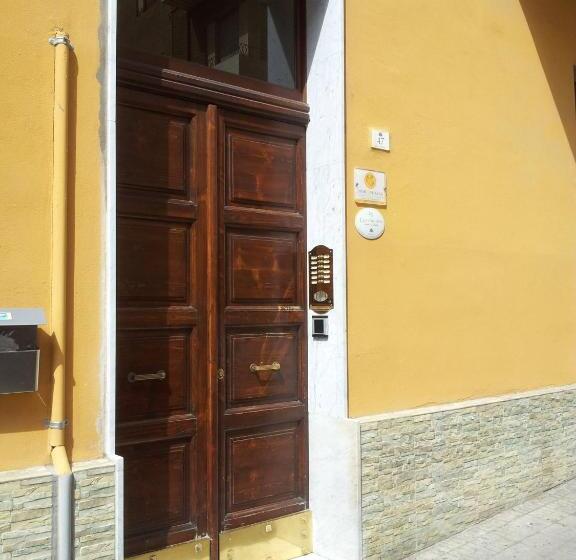 فندق Lewisrooms Domo