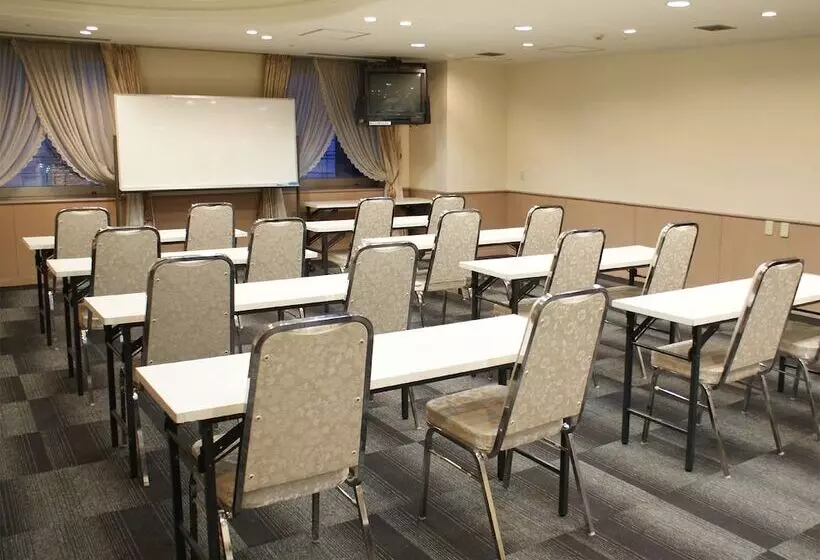 Отель Livemax Budget Sapporo