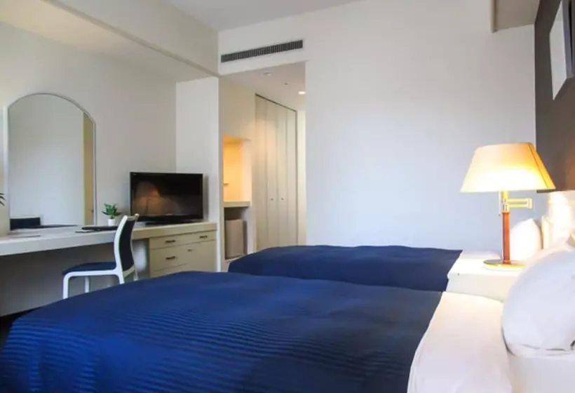 Отель Livemax Budget Sapporo