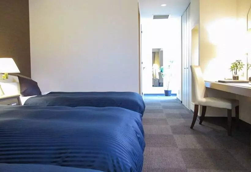 Отель Livemax Budget Sapporo