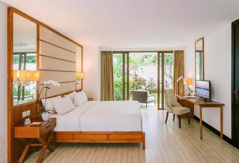 Szálloda Lv8 Resort