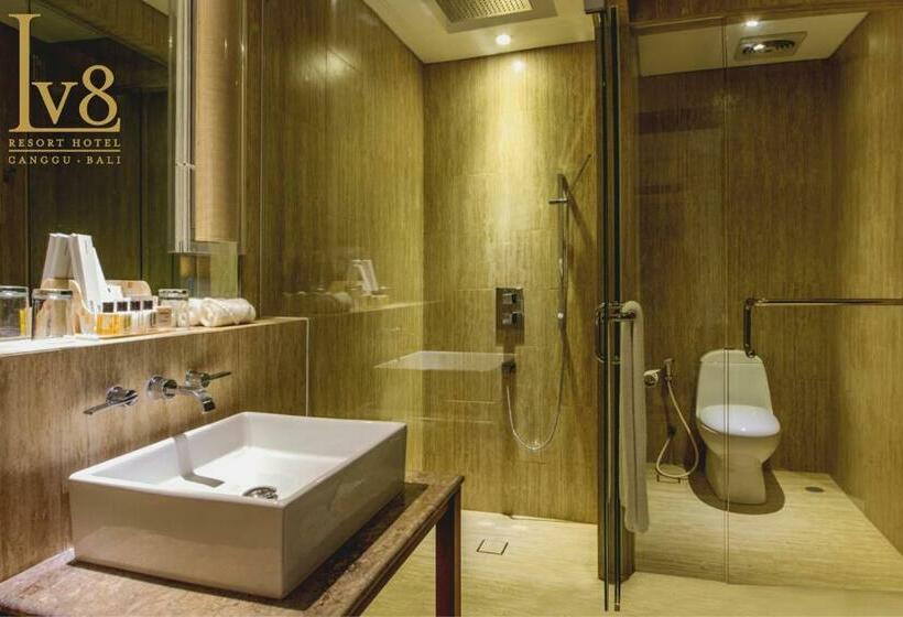 Отель Lv8 Resort