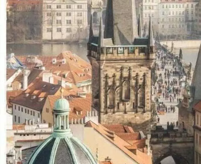 هتل Mostecka 12 Residence