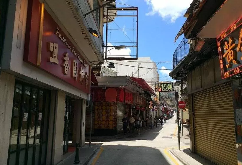 هتل Ole Tai Sam Un