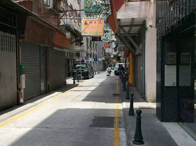 هتل Ole Tai Sam Un