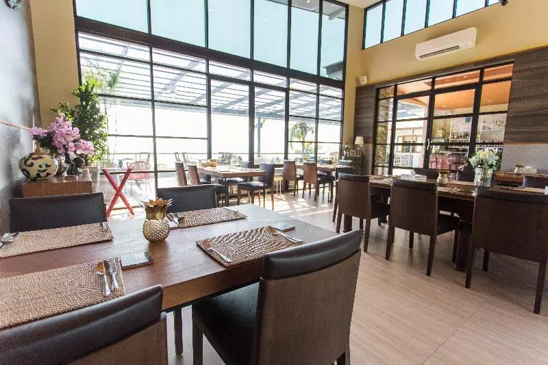 ホテル Pawanthorn Luxury Pool Villa Samui