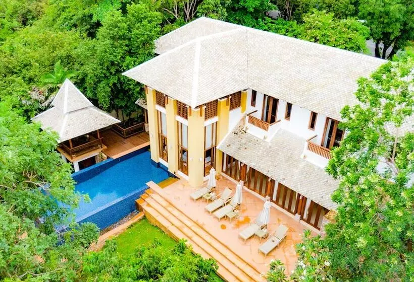 ホテル Pawanthorn Luxury Pool Villa Samui
