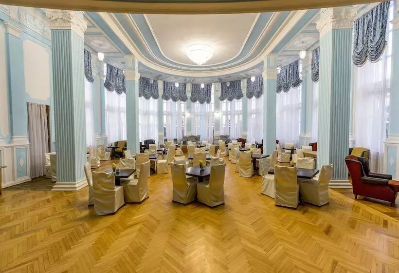 בית מלון כפרי Primorskaya