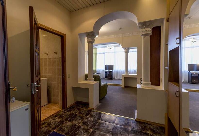 בית מלון כפרי Primorskaya