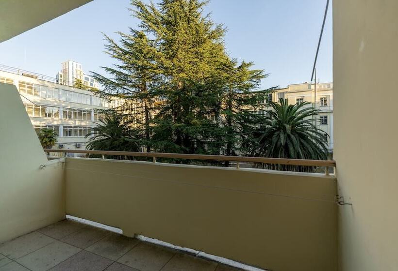 בית מלון כפרי Primorskaya