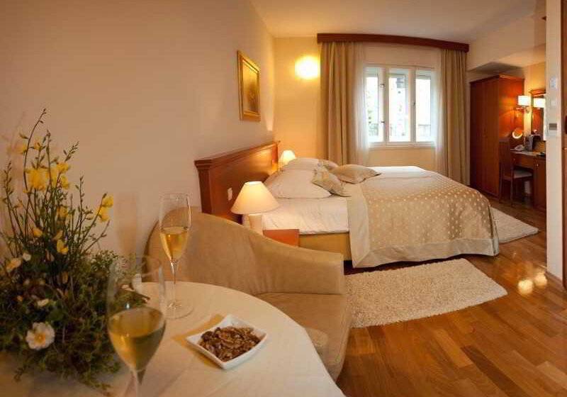 فندق Royal Suites