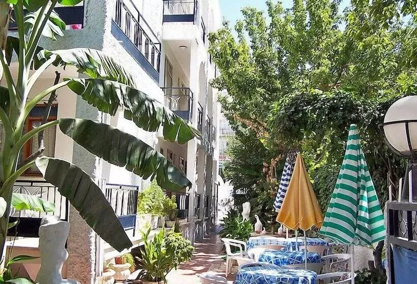 בית מלון כפרי Villa Fortin Pansiyon