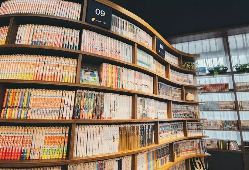 Quintessa Hotel Kokura Comic & Books