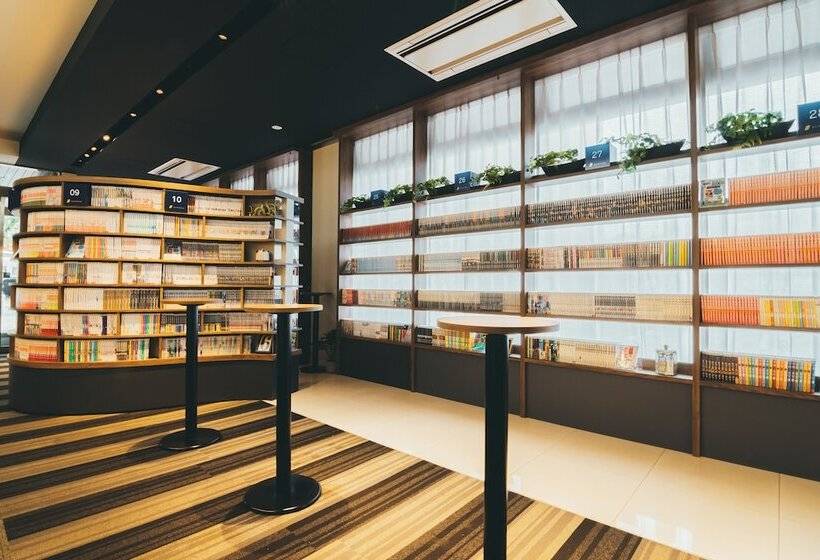 Quintessa Hotel Kokura Comic & Books