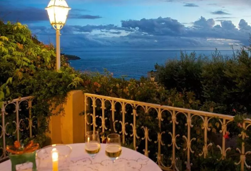 Romantic Hotel & Restaurant Villa Cheta Elite