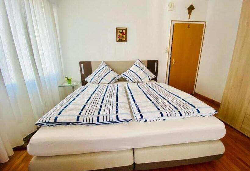 호스텔 Gasthaus Castor