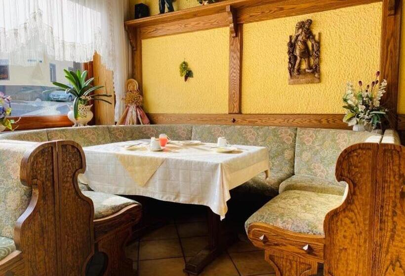 호스텔 Gasthaus Castor