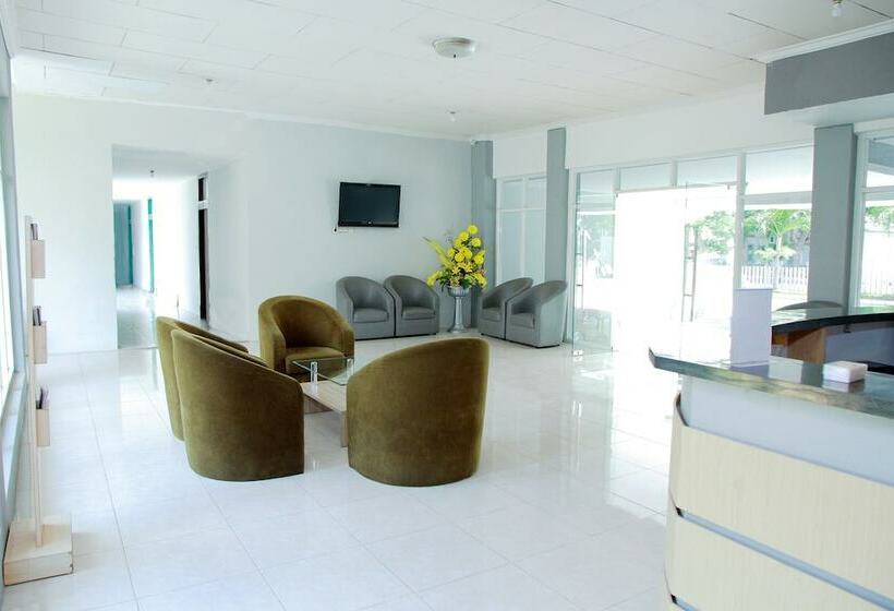 הוסטל Grand Wisata Hotel By Oyo Rooms