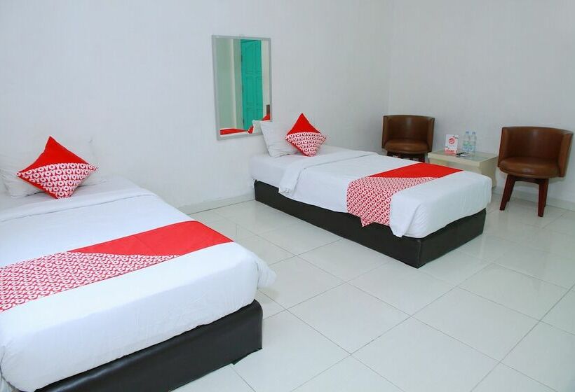 הוסטל Grand Wisata Hotel By Oyo Rooms