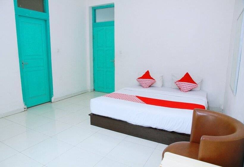 הוסטל Grand Wisata Hotel By Oyo Rooms