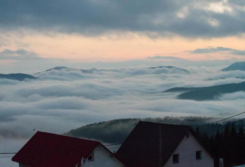 Bed and Breakfast Restaurant Pensiunea Carmen