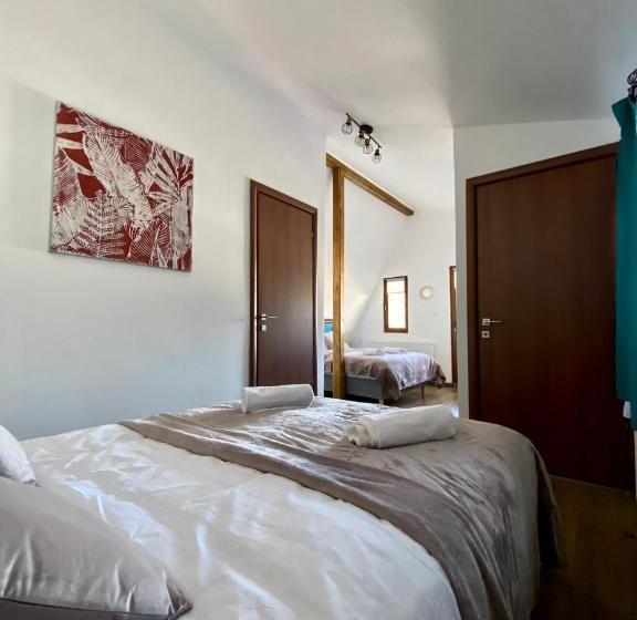 Bed and Breakfast Restaurant Pensiunea Carmen