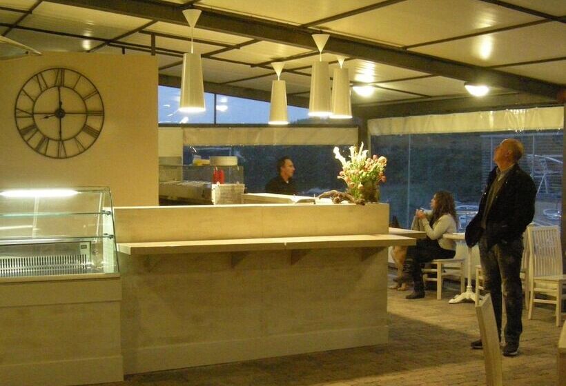 مبيت وإفطار Villa Scati