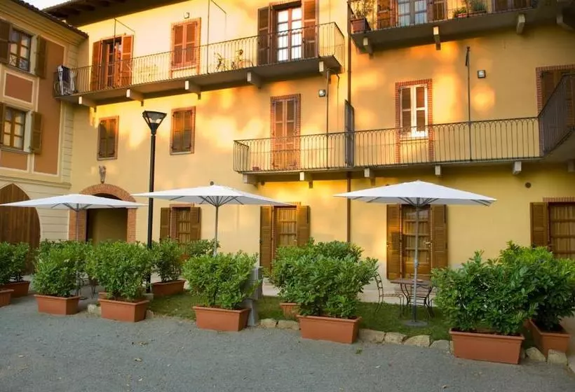 Aamiaismajoitus (B&B) Villa Scati