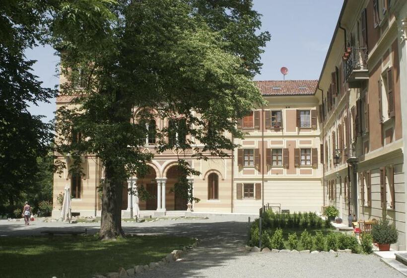 مبيت وإفطار Villa Scati