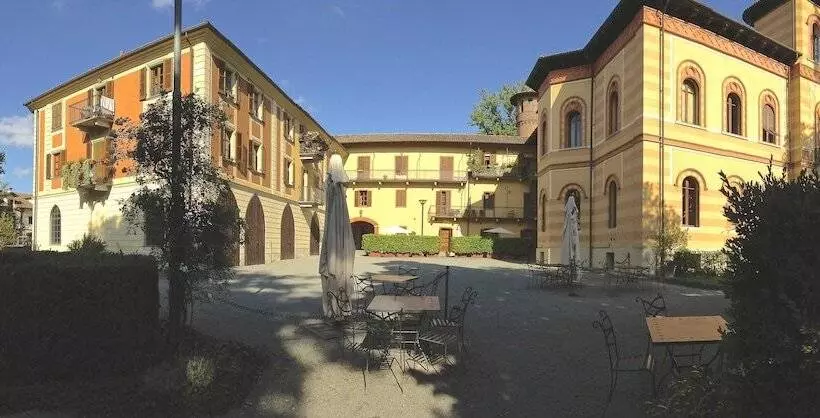 Aamiaismajoitus (B&B) Villa Scati