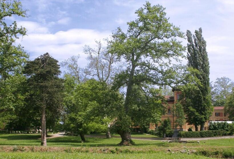 مبيت وإفطار Villa Scati