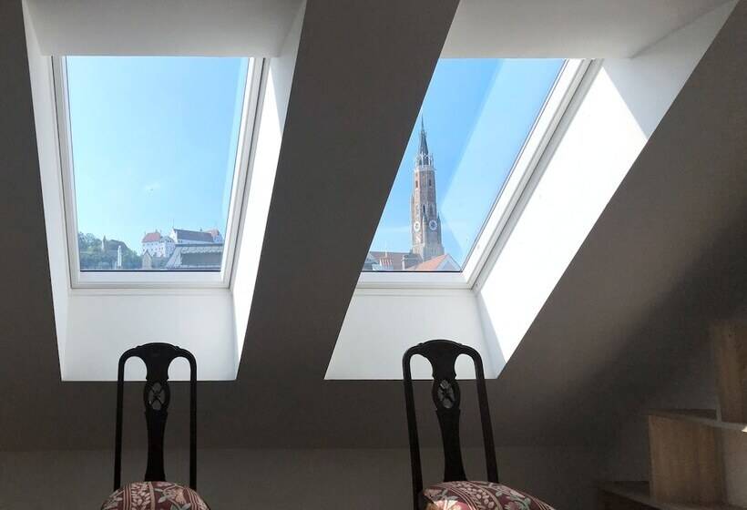 Freischutz Apartments