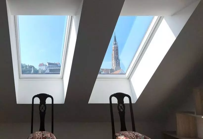 Freischutz Apartments