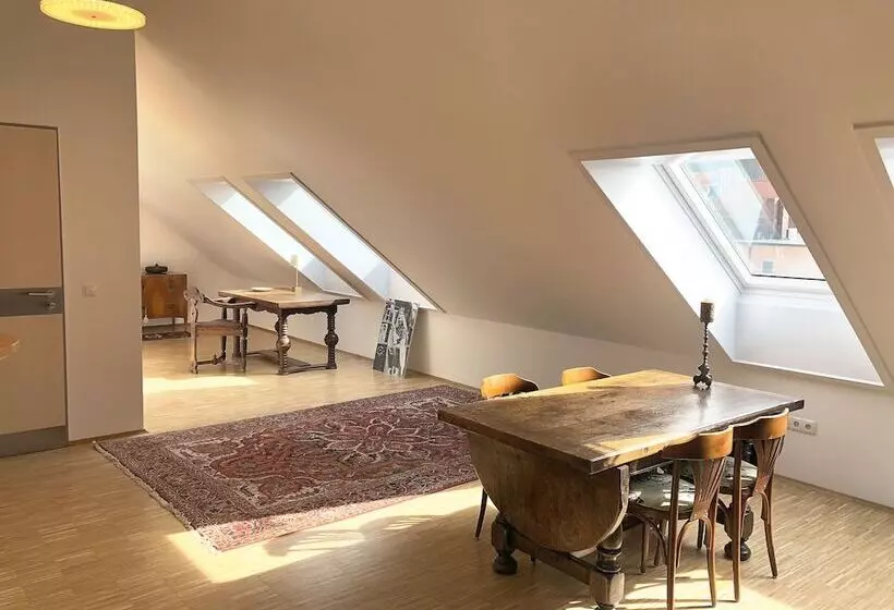 Freischutz Apartments