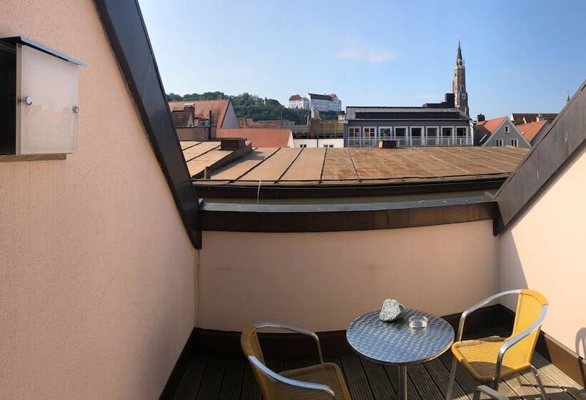 Freischutz Apartments