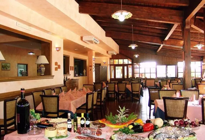 Hotelli Happy Camp In Camping Villaggio Thurium