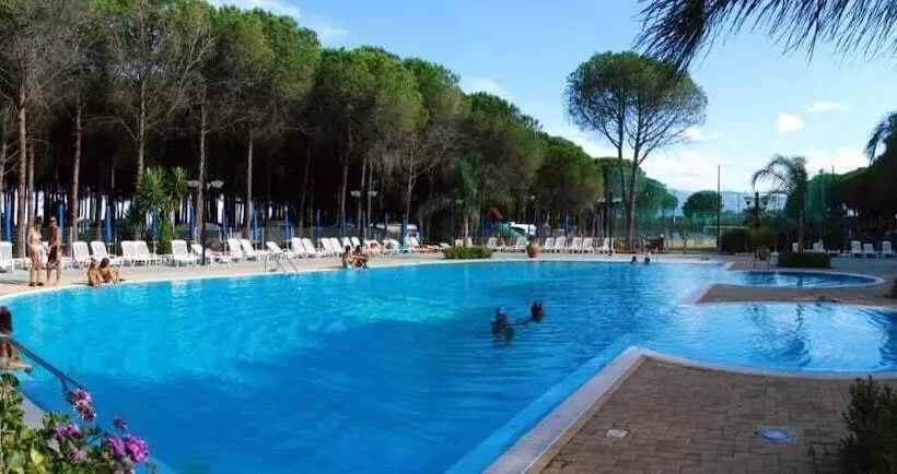 Hotelli Happy Camp In Camping Villaggio Thurium