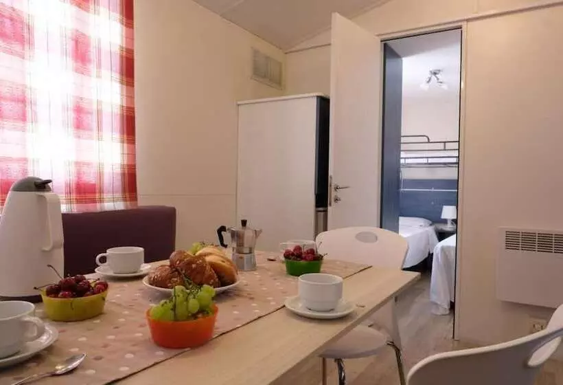 Hotelli Happy Camp In Camping Villaggio Thurium