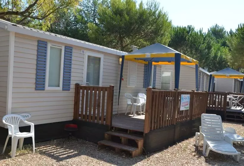 Hotelli Happy Camp In Camping Villaggio Thurium