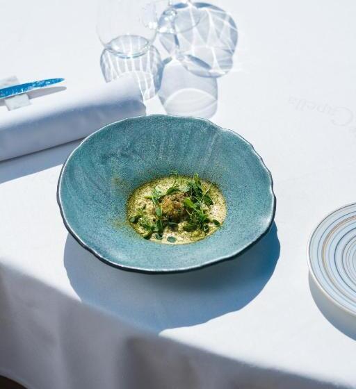 Отель Les Dependances De Chapeau Cornu