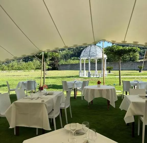 Hotelli Les Dependances De Chapeau Cornu