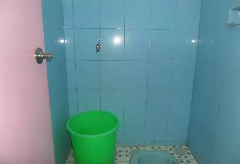 Hotelli Losmen Setia Kawan Ii