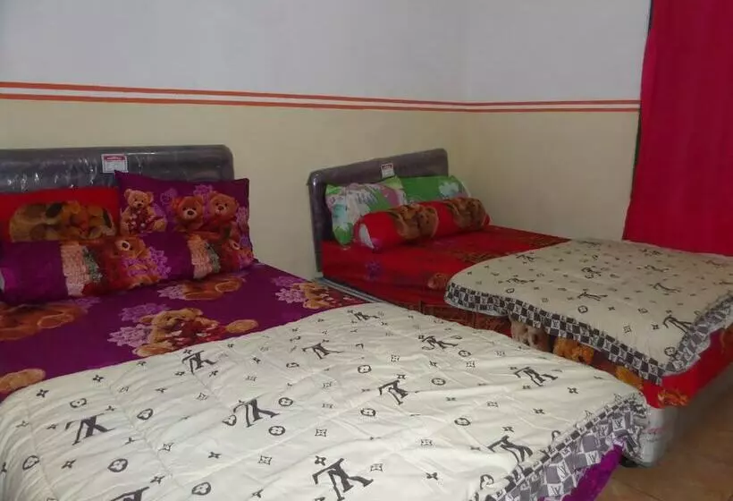 Hotelli Losmen Setia Kawan Ii