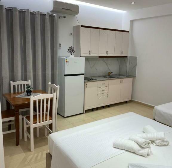 Hotel Moscopole Ksamil