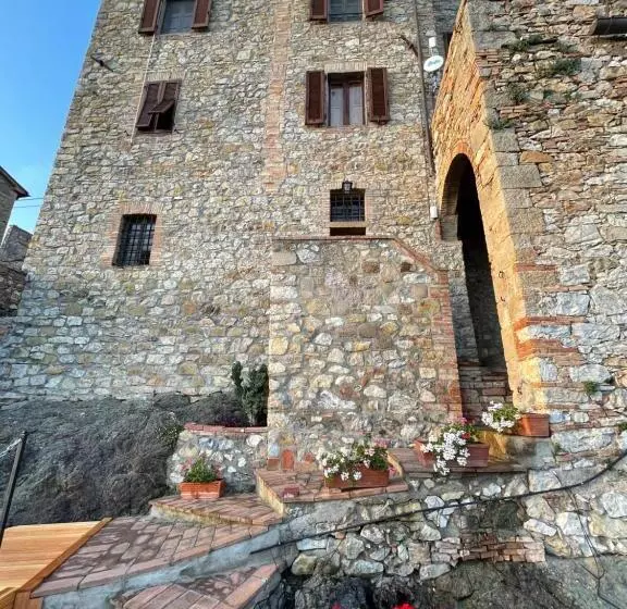 田舎風ホテル Agriturismo Tenuta Di Montemassi La Fattoria