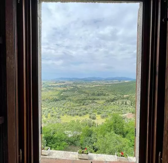 田舎風ホテル Agriturismo Tenuta Di Montemassi La Fattoria