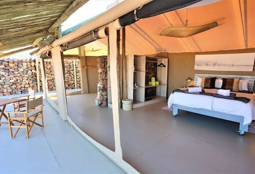 هتل The Elegant Desert Camp