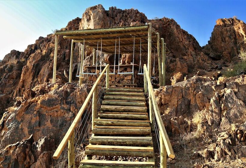 هتل The Elegant Desert Camp